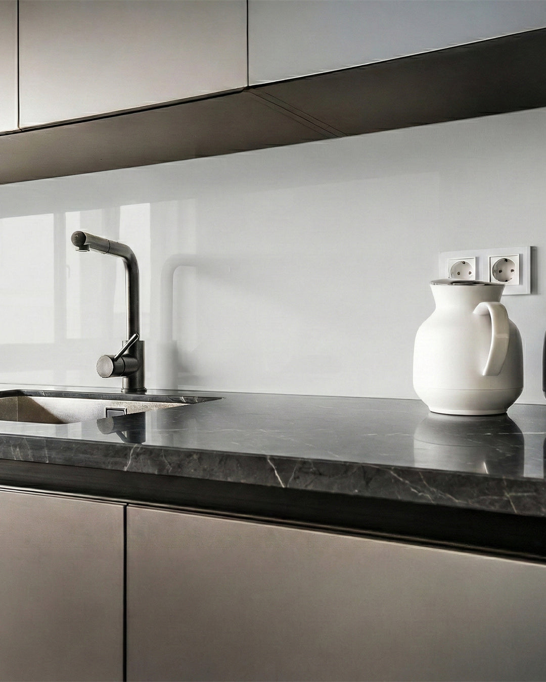 Marbre Alternative au carrelage de salle de bains/cuisine Swan White