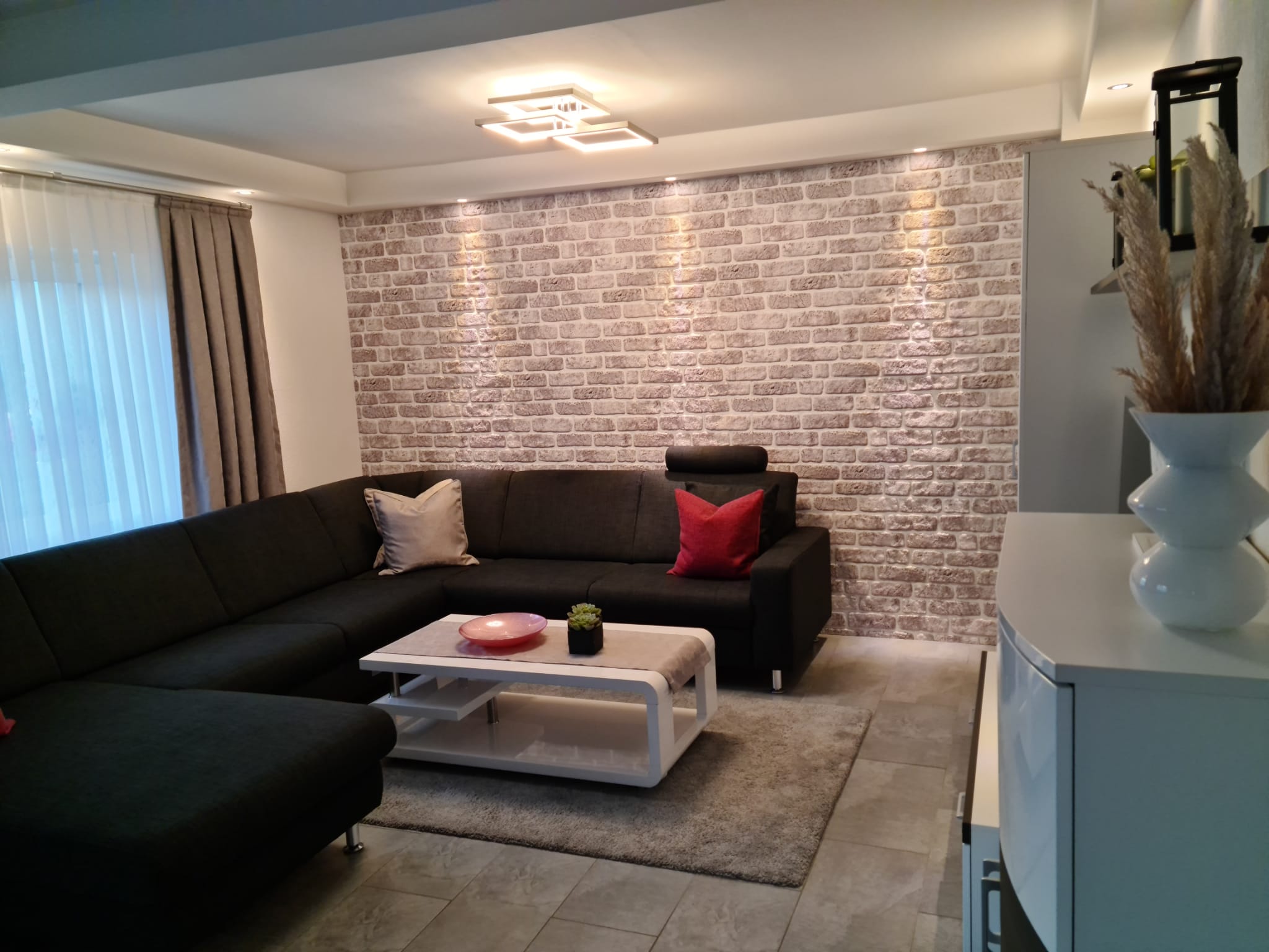 White Grey 100x50cm Article: L-1702 Revêtement Mural 3D